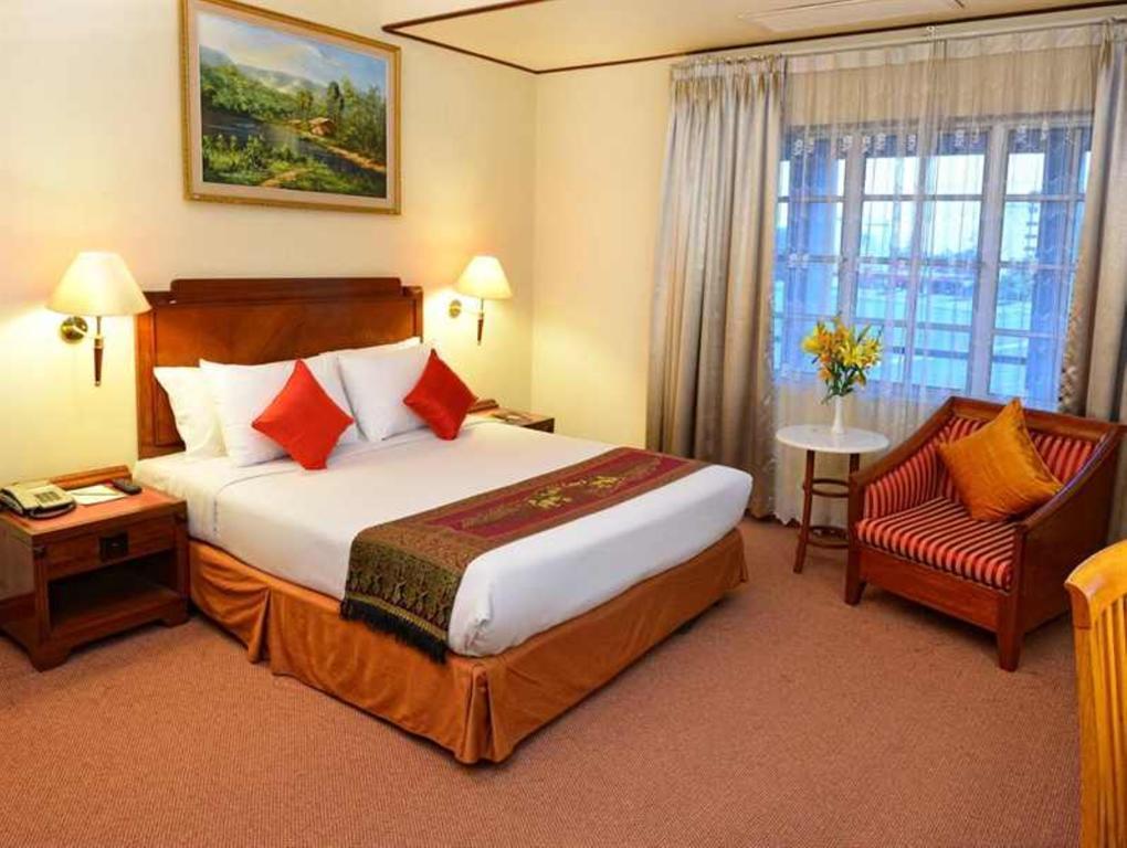 Holiday Villa Hotel City Centre Phnom Penh Room photo