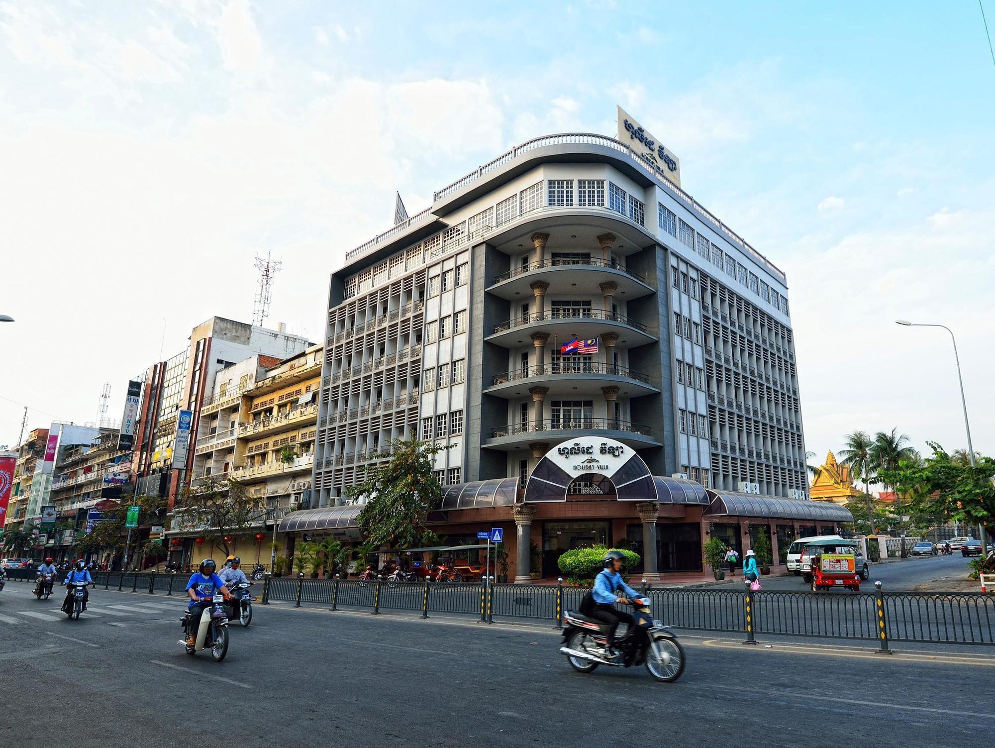 Holiday Villa Hotel City Centre Phnom Penh Exterior photo