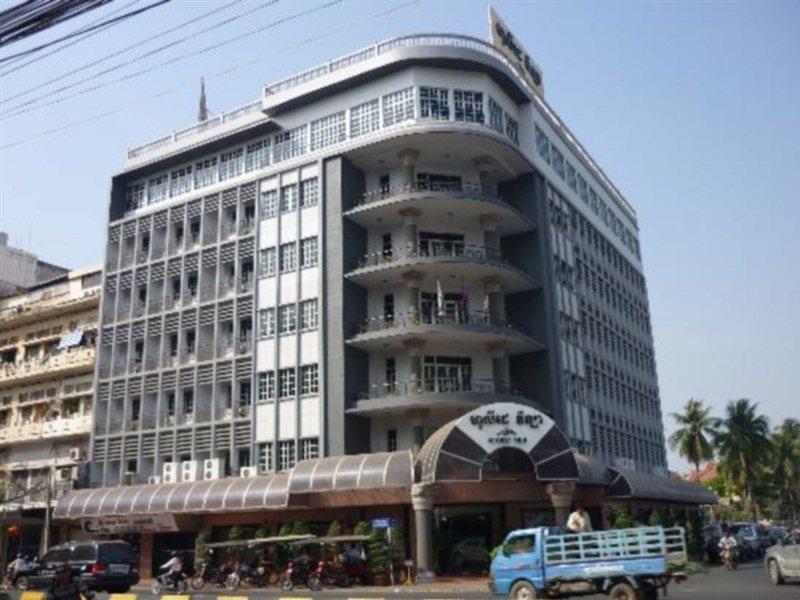 Holiday Villa Hotel City Centre Phnom Penh Exterior photo