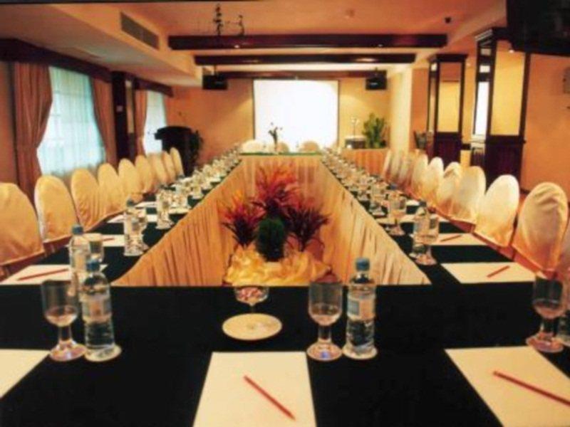 Holiday Villa Hotel City Centre Phnom Penh Facilities photo