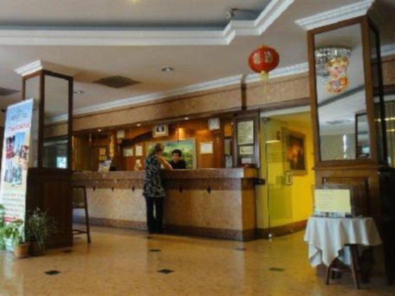 Holiday Villa Hotel City Centre Phnom Penh Exterior photo